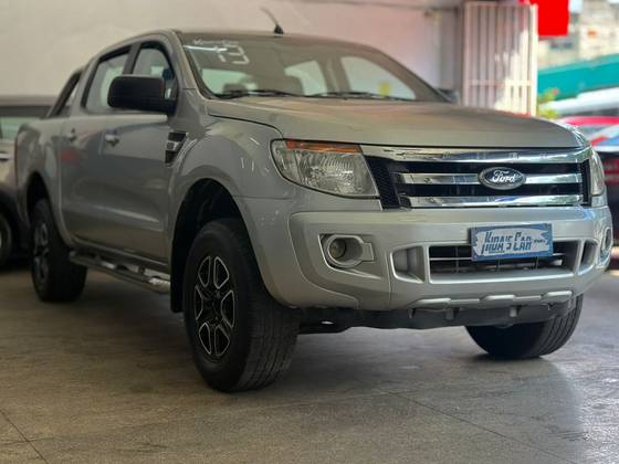 FORD RANGER 2.5 XLT 4X2 CD 16V FLEX 4P MANUAL